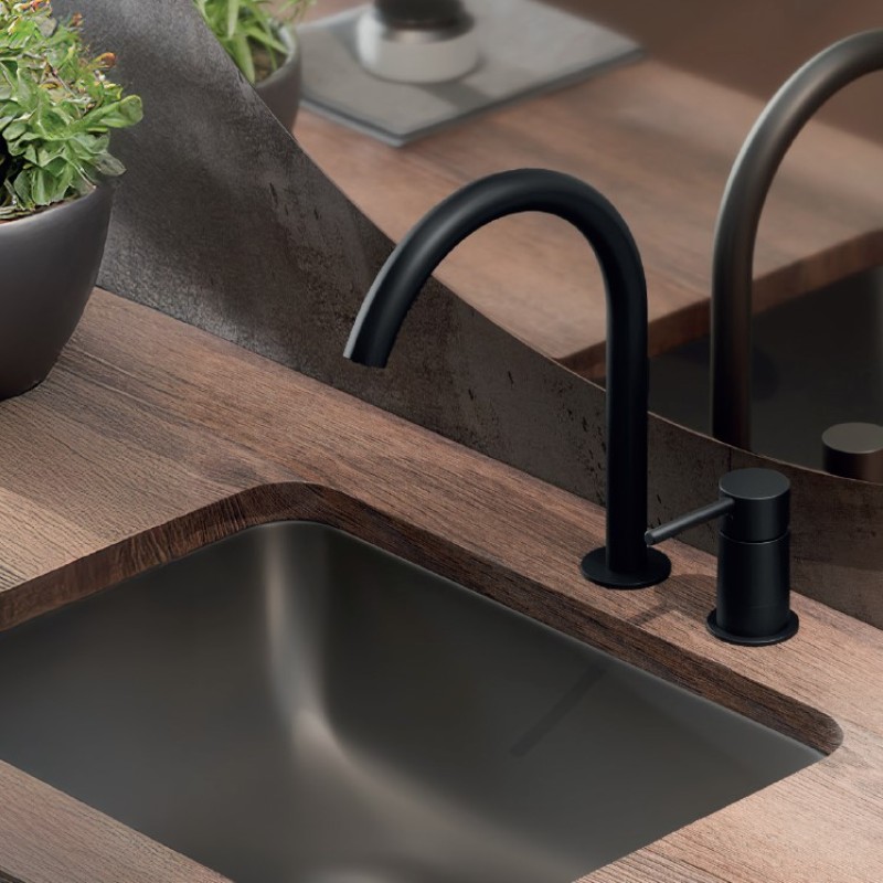 Στόμιο πάγκου με επικαθήμενο μίκτη νιπτήρος R6830+R5309 Eurorama